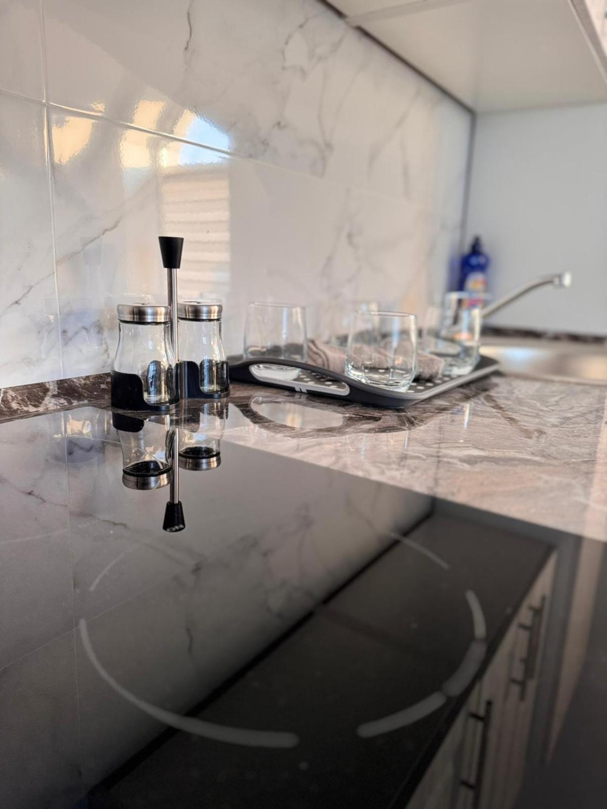 Apartamento Apartament Suita 4 *